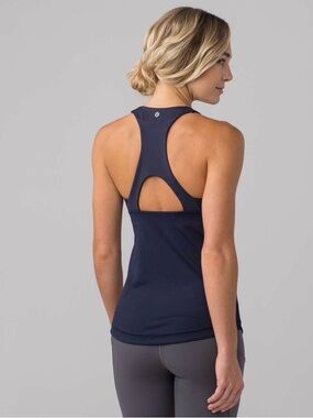 Lululemon Final Lap Tank
Midnight Navy